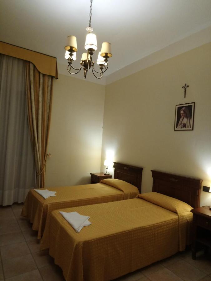 Casapaceebene Hotel San Giovanni Rotondo Exterior photo