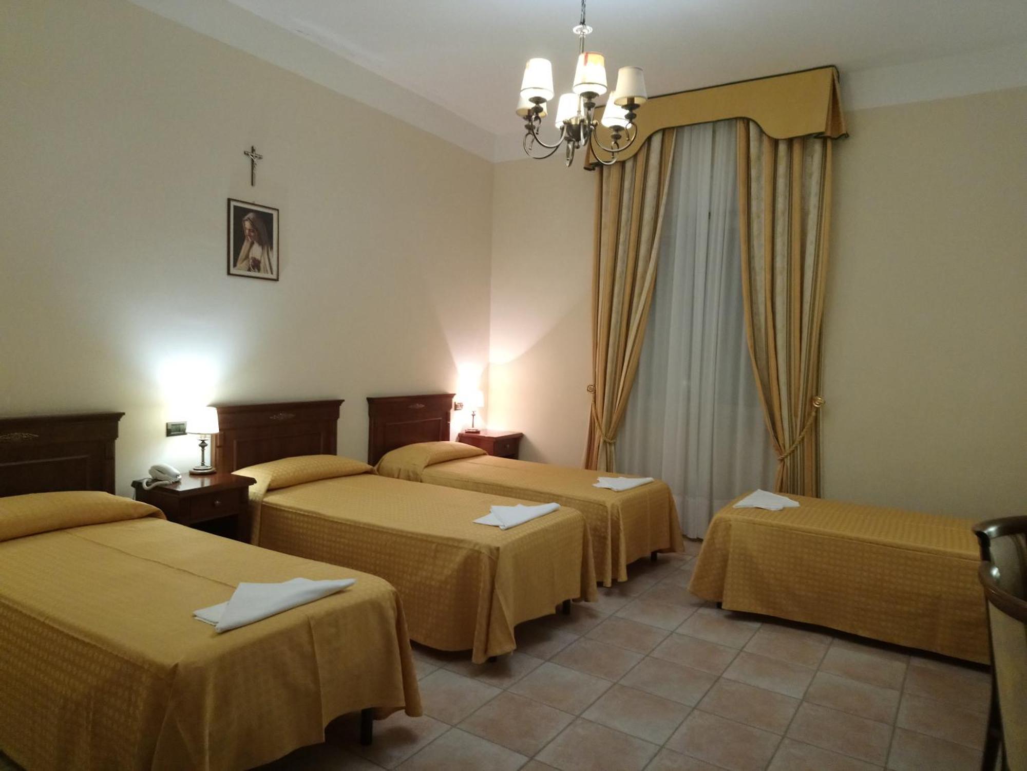 Casapaceebene Hotel San Giovanni Rotondo Exterior photo